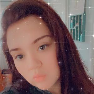 Meet your Posher, Abigayl